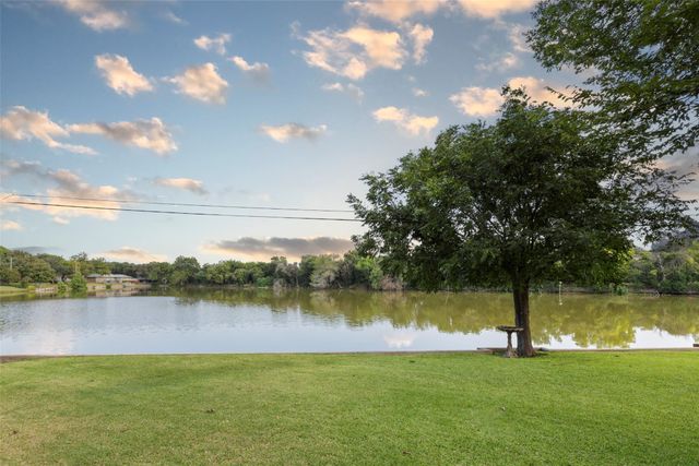 6909 Bal Lake Drive, Fort Worth, TX 76116