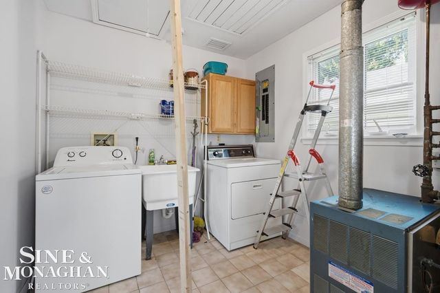 6036 River Road, East China Twp, MI 48054