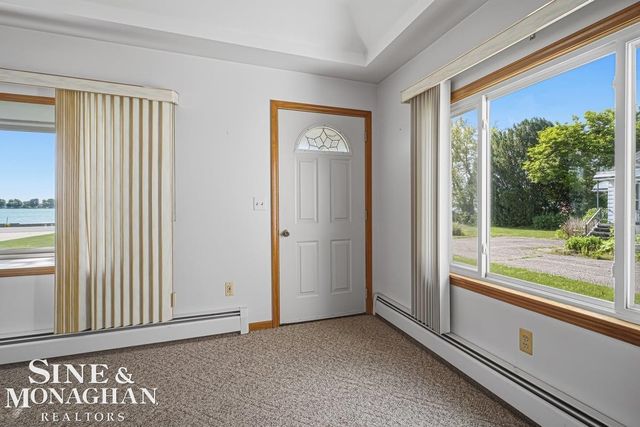 6036 River Road, East China Twp, MI 48054