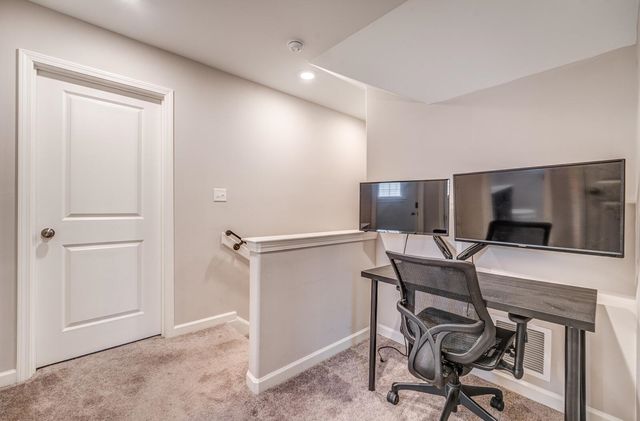 360 WHISPERING CREEK DR, Oakland, TN 38060