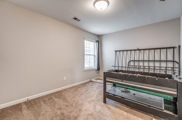 360 WHISPERING CREEK DR, Oakland, TN 38060