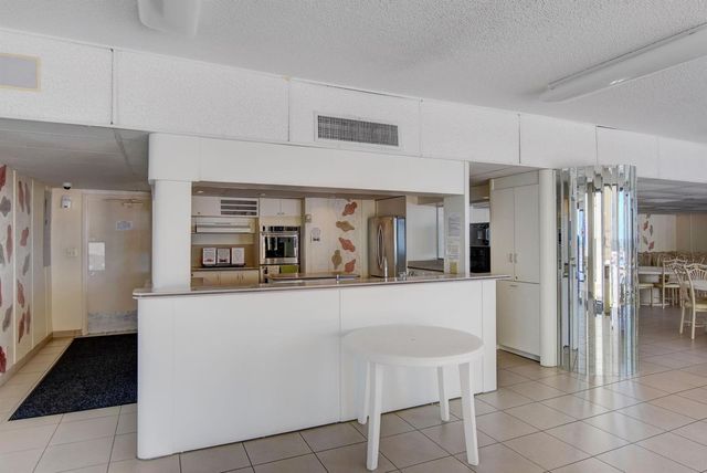 1149 Hillsboro Mile 1007, Hillsboro Beach, FL 33062
