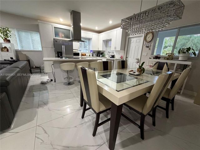 2241 N 62nd Ave, Hollywood, FL 33024