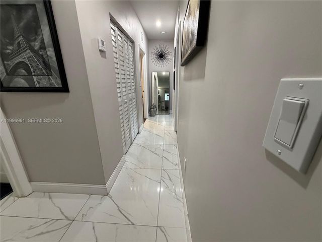 2241 N 62nd Ave, Hollywood, FL 33024