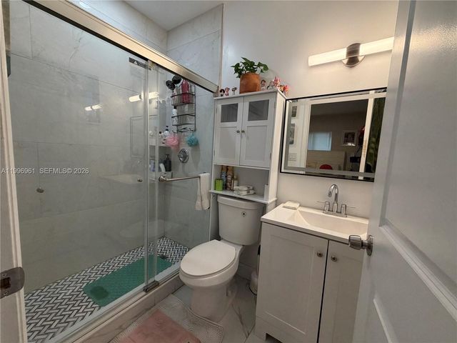 2241 N 62nd Ave, Hollywood, FL 33024