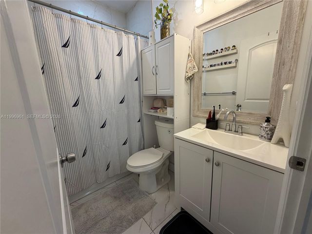 2241 N 62nd Ave, Hollywood, FL 33024