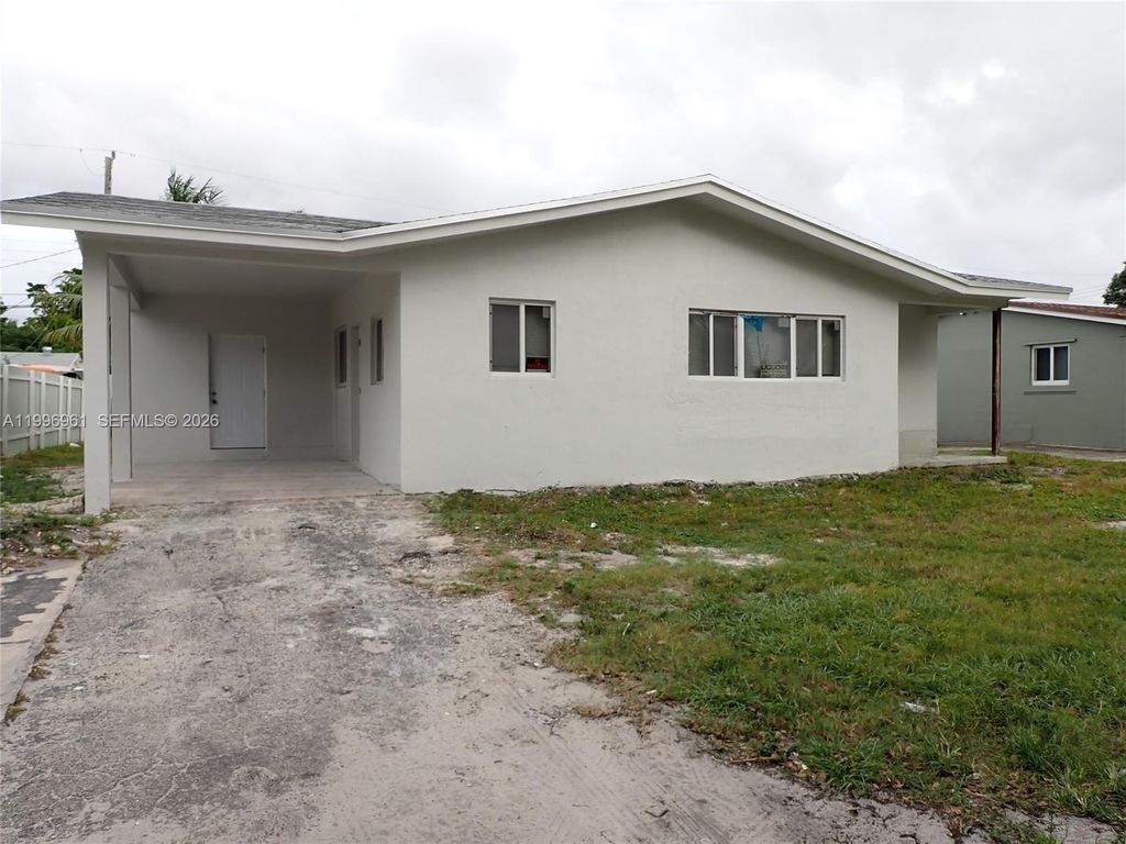 2241 N 62nd Ave, Hollywood, FL 33024