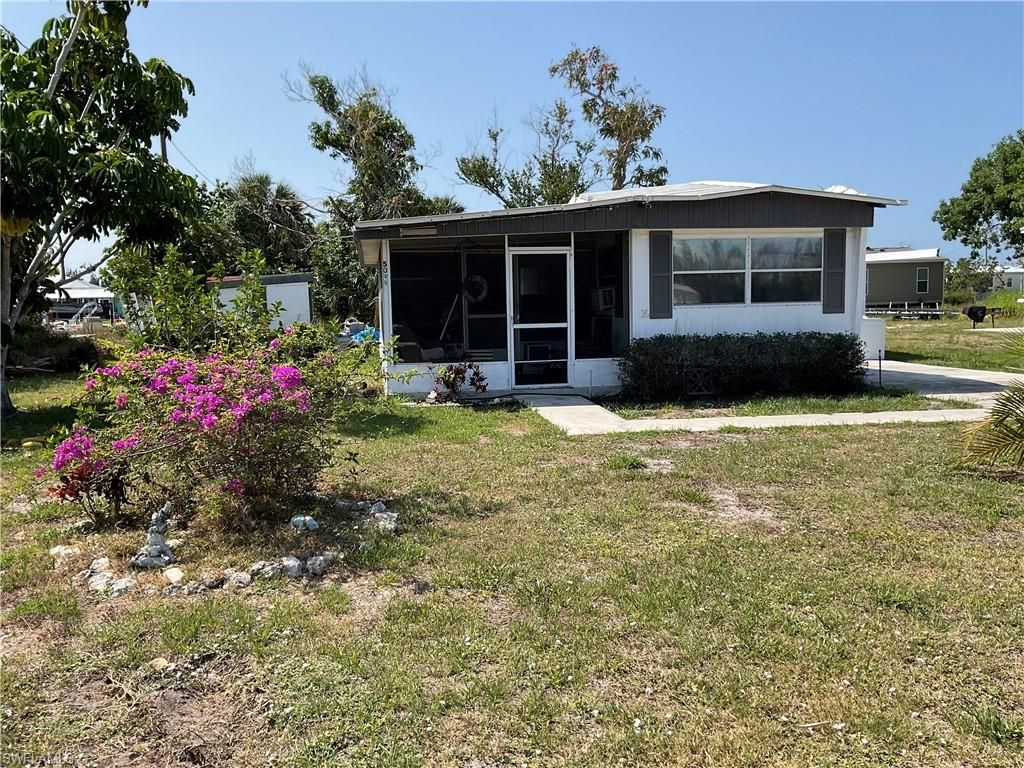 5099 Flamingo DR, ST. JAMES CITY, FL 33956 — exterior
