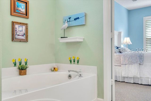 26 Sunflower Ln, Bluffton, SC 29909