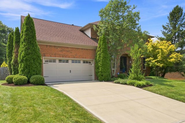 2761 Ashbrooke Drive, Lexington, KY 40513
