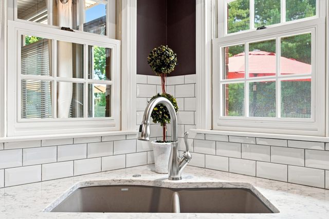 2761 Ashbrooke Drive, Lexington, KY 40513