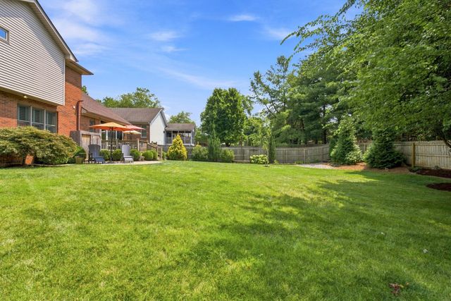 2761 Ashbrooke Drive, Lexington, KY 40513