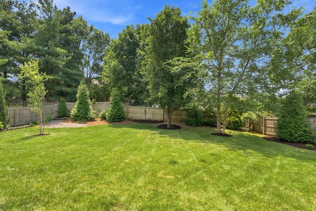 2761 Ashbrooke Drive, Lexington, KY 40513