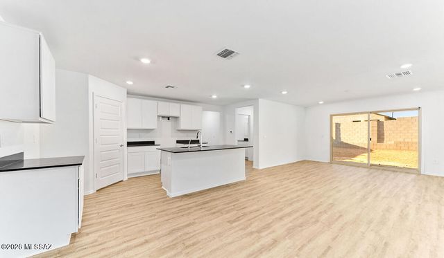 9991 N Cascalote Lane, Marana, AZ 85653