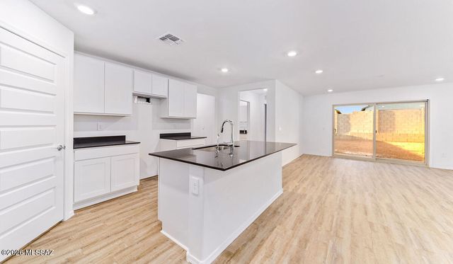 9991 N Cascalote Lane, Marana, AZ 85653