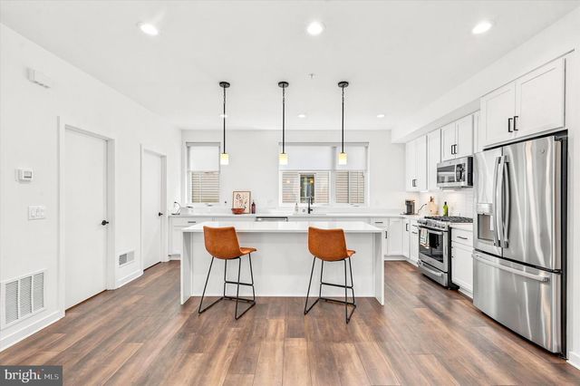 3005 BIRCHVIEW WALK, Philadelphia, PA 19125