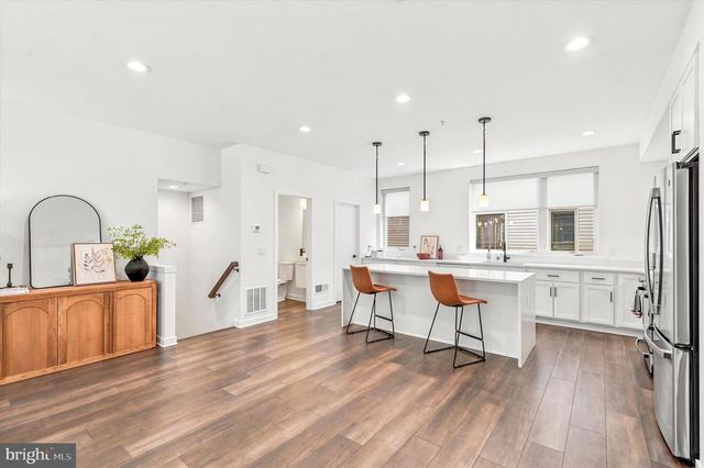 3005 BIRCHVIEW WALK, Philadelphia, PA 19125