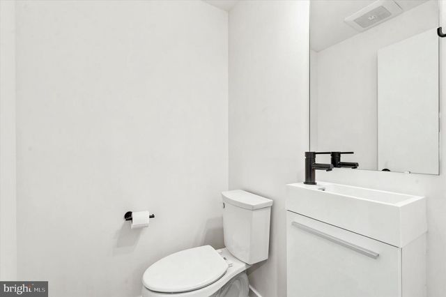 3005 BIRCHVIEW WALK, Philadelphia, PA 19125
