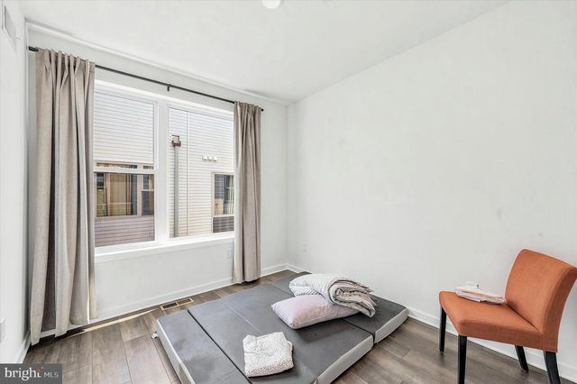 3005 BIRCHVIEW WALK, Philadelphia, PA 19125