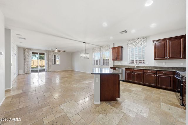 15764 W SHAW BUTTE Drive, Surprise, AZ 85379