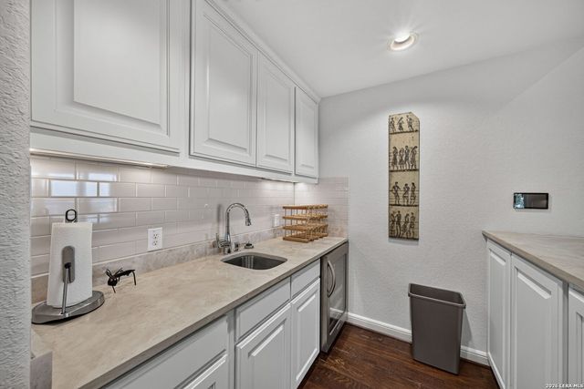 1627 Wild Peak, San Antonio, TX 78258