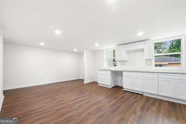 1721 Hortense Place NW 2, Atlanta, GA 30318