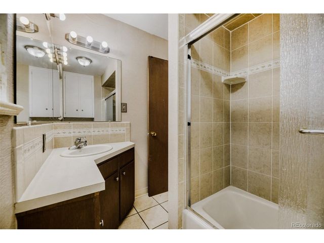 2759 Simms St, Lakewood, CO 80215