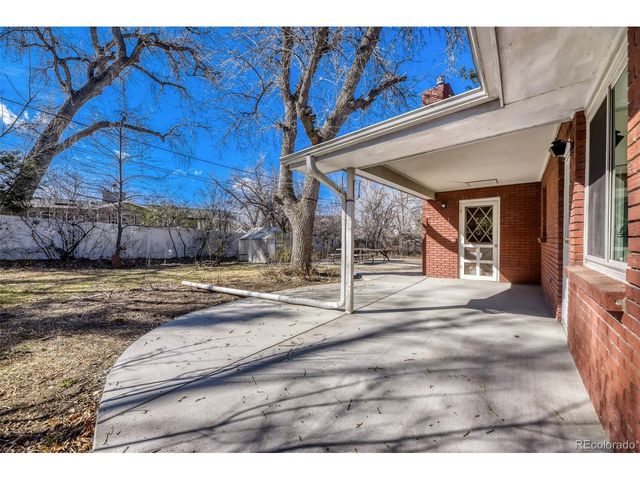 2759 Simms St, Lakewood, CO 80215