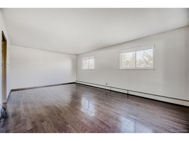 2759 Simms St, Lakewood, CO 80215