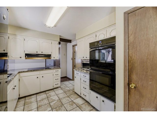 2759 Simms St, Lakewood, CO 80215