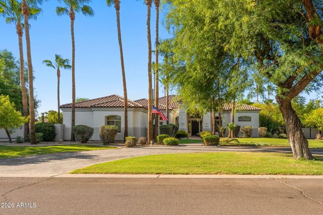 2656 E Taurus Place, Chandler, AZ 85249