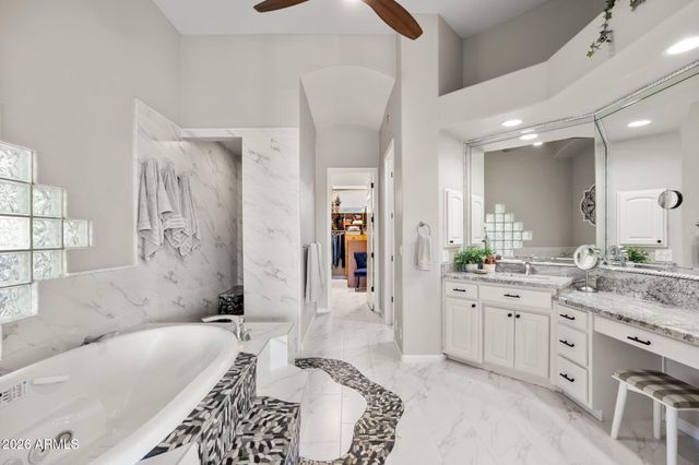 2656 E Taurus Place, Chandler, AZ 85249