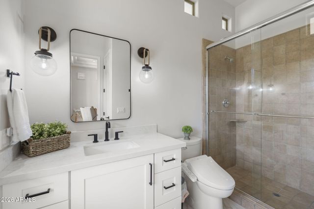 2656 E Taurus Place, Chandler, AZ 85249