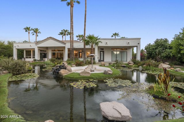 2656 E Taurus Place, Chandler, AZ 85249