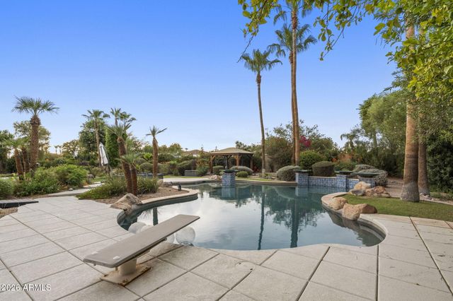 2656 E Taurus Place, Chandler, AZ 85249
