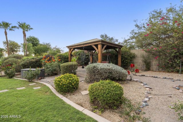 2656 E Taurus Place, Chandler, AZ 85249