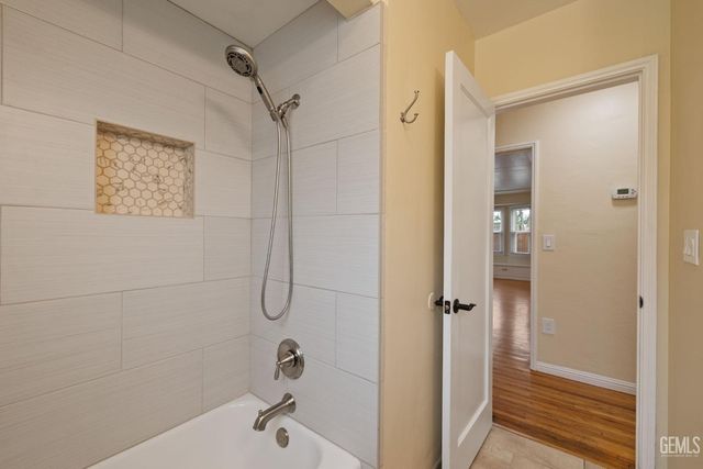 1505 Stockton Avenue, Bakersfield, CA 93308