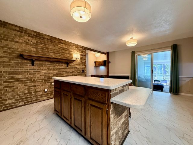 5012 Tressa Drive, Lansing City, MI 48910
