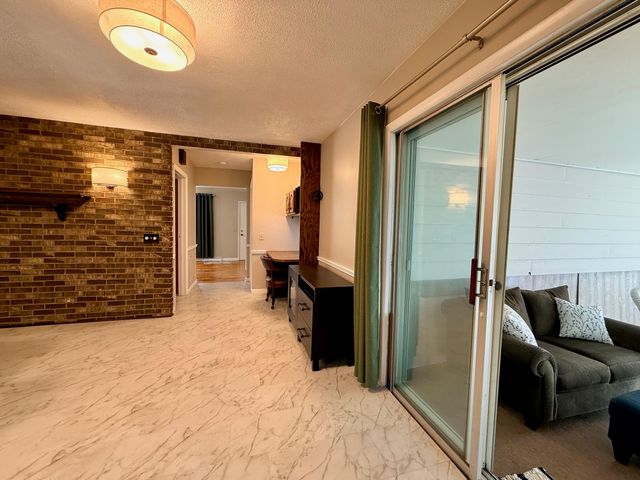 5012 Tressa Drive, Lansing City, MI 48910