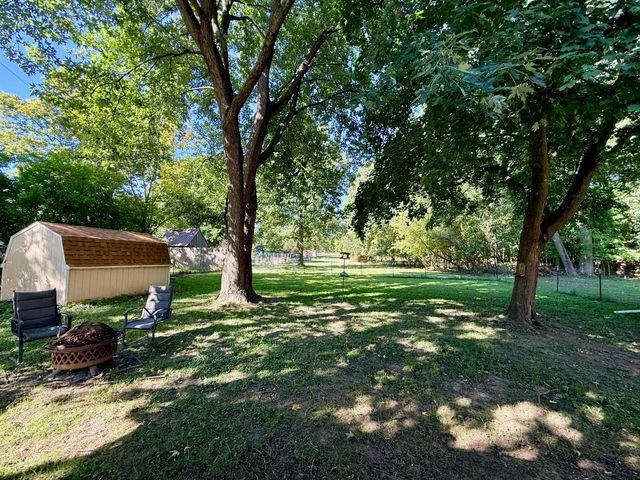 5012 Tressa Drive, Lansing City, MI 48910