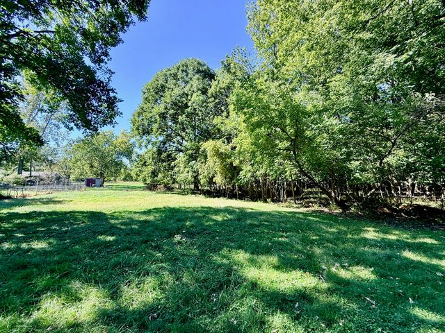 5012 Tressa Drive, Lansing City, MI 48910