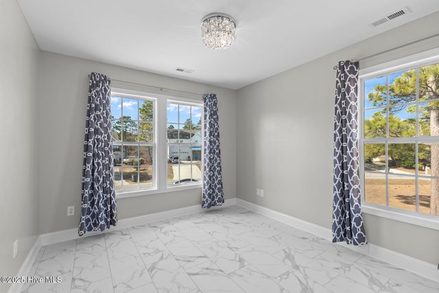 102 Bobwhite Circle, Cape Carteret, NC 28584