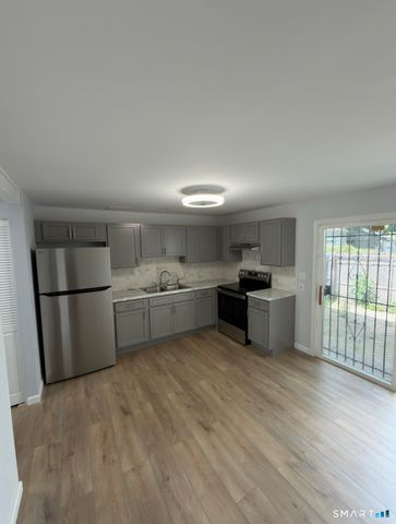 141 Union Avenue 14, Bridgeport, CT 06607