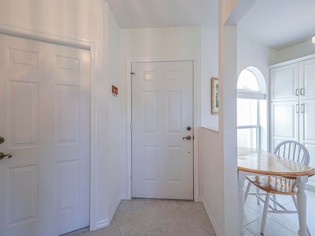 3223 S Lakeview Circle 20-8, Hutchinson Island, FL 34949