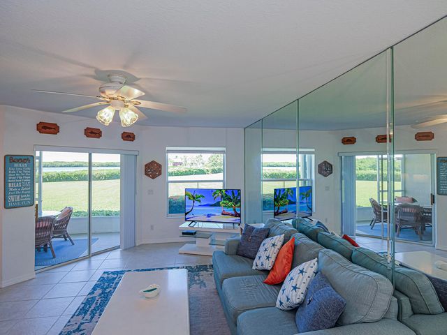 3223 S Lakeview Circle 20-8, Hutchinson Island, FL 34949