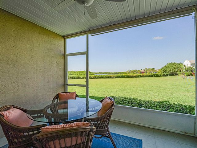 3223 S Lakeview Circle 20-8, Hutchinson Island, FL 34949