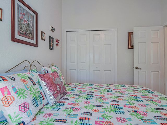 3223 S Lakeview Circle 20-8, Hutchinson Island, FL 34949