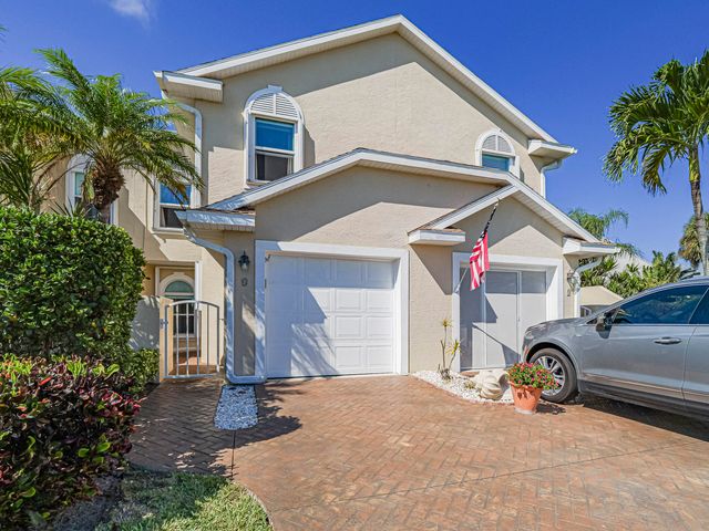 3223 S Lakeview Circle 20-8, Hutchinson Island, FL 34949