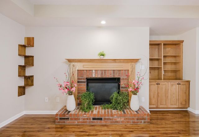 1202 Oxford Ave, Benton, AR 72019