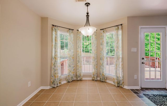 1202 Oxford Ave, Benton, AR 72019